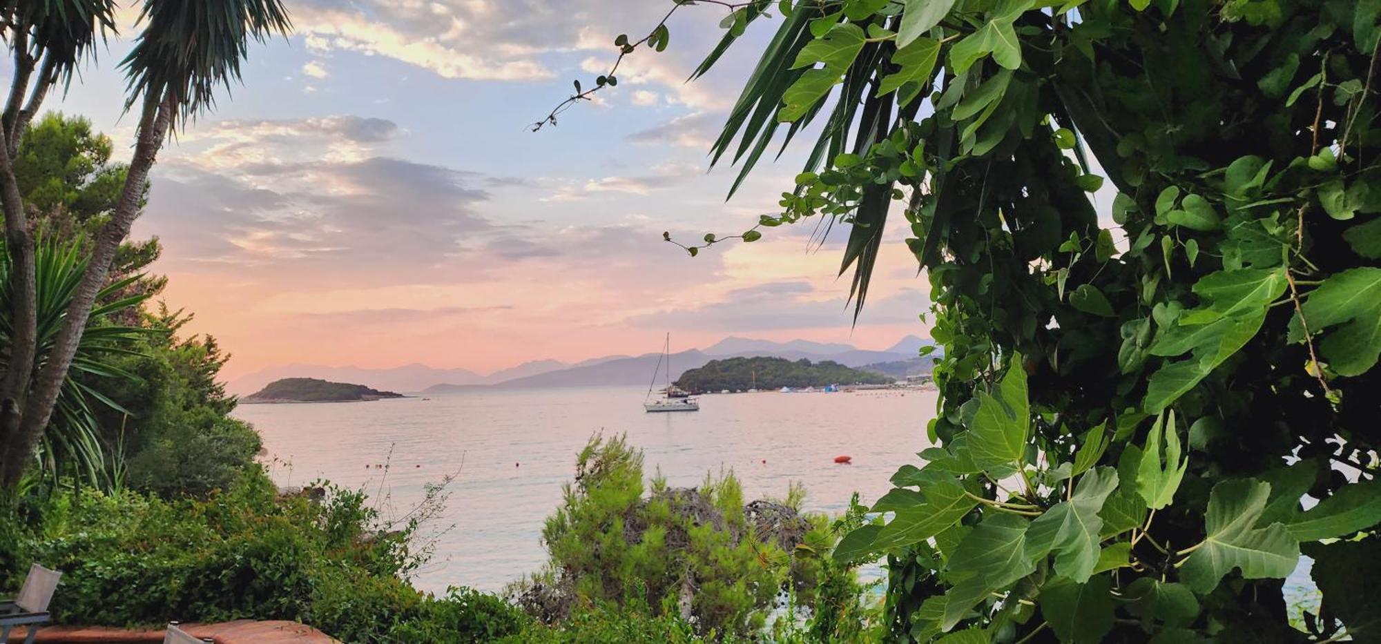 Manta Hotel Ksamil Dış mekan fotoğraf